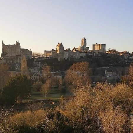 Appartement Entier Chauvigny Bagian luar foto